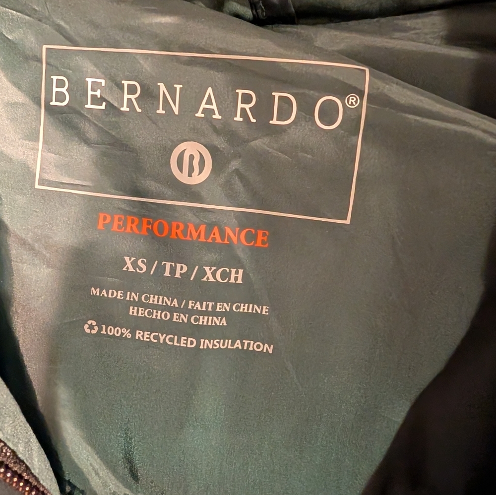 Bernardo performance puffer jacket - image 10